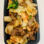 Best Beef with Chinese Vegetable in Lakewood, OH